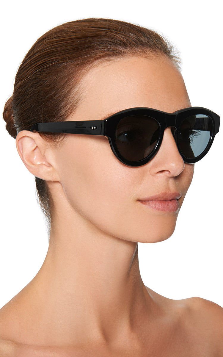 Óculos de Sol Linda Farrow Max D-Frame - Elegância Angular em Acetato
